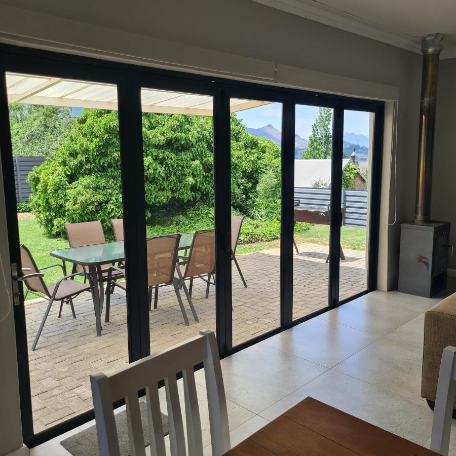 Apartmán Clarens Escape Exteriér fotografie